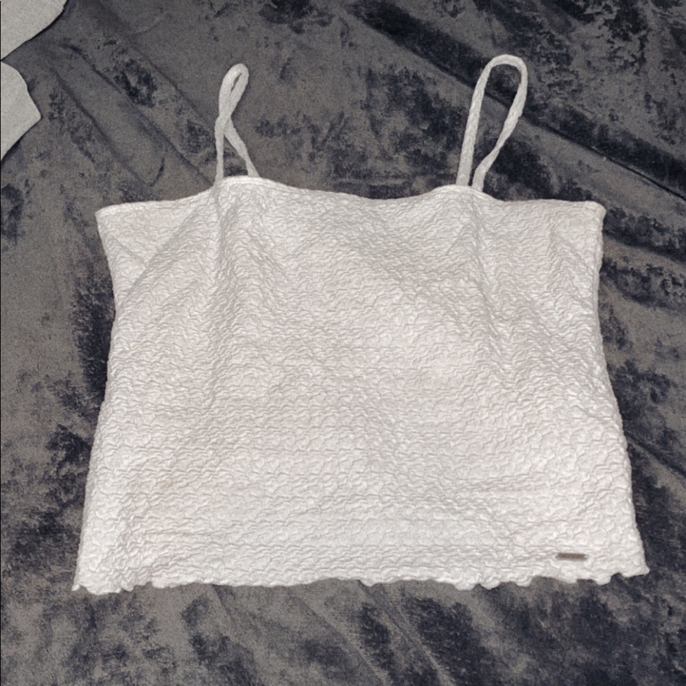 Hollister top
